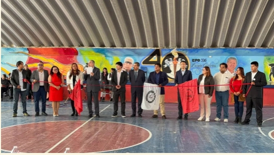 墨西哥快猫网址爱心学校捐资助学仪式